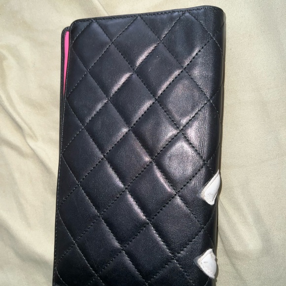 Authentic Chanel wallet - Picture 3 of 7